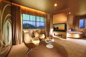 Themed-Suite